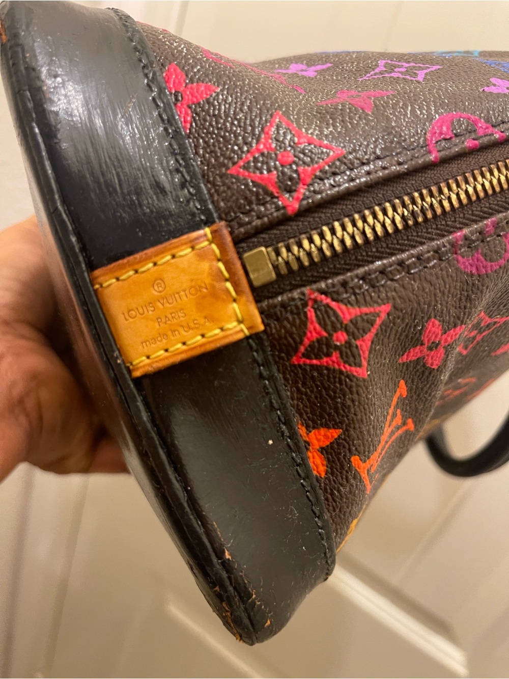 Authentic Louis Vuitton, please check all picture of condition - Picture 5 of 17